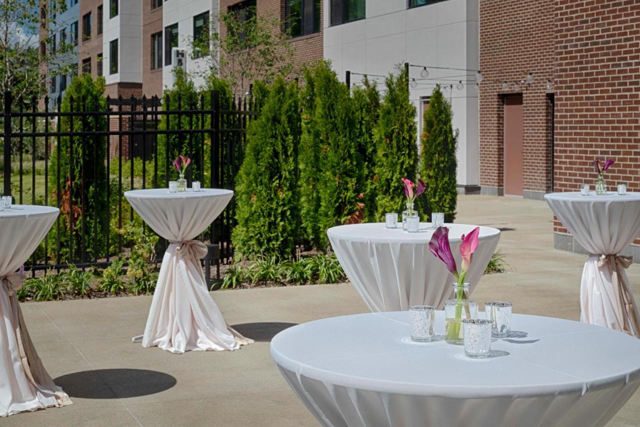 Hyatt House Columbus Osu Short North Hotel Exterior photo